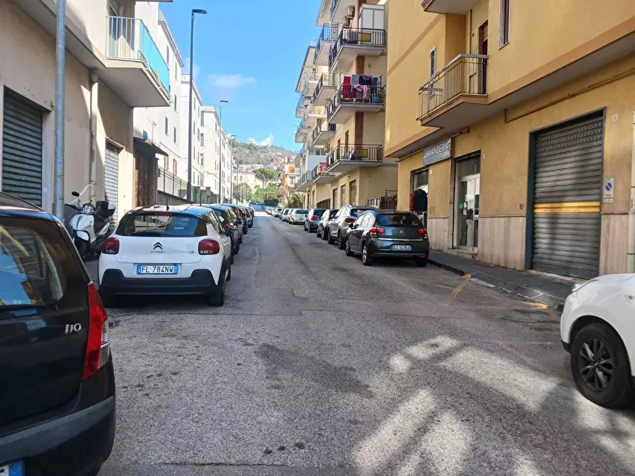 Immagine 11 di Bilocale in vendita  in Via Ottavio de Sica 2 a Salerno