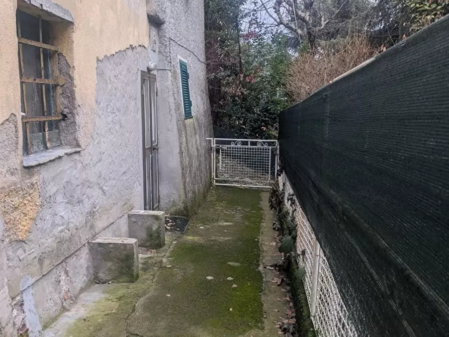 Immagine 29 di Quadrilocale in vendita  in Via Fiume 187 a Mignanego