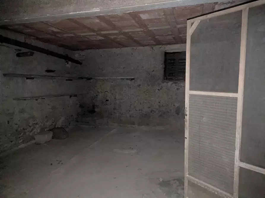 Immagine 22 di Bilocale in vendita  in Via Vittorio Veneto a Busalla