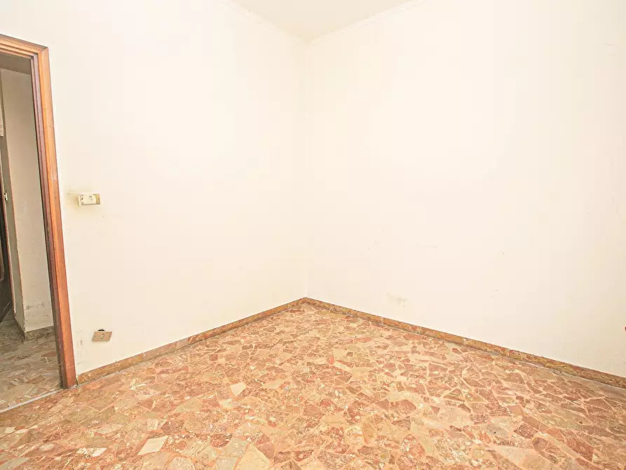 Immagine 16 di Quadrilocale in vendita  in Via G.B. Gaulli 12 A a Genova