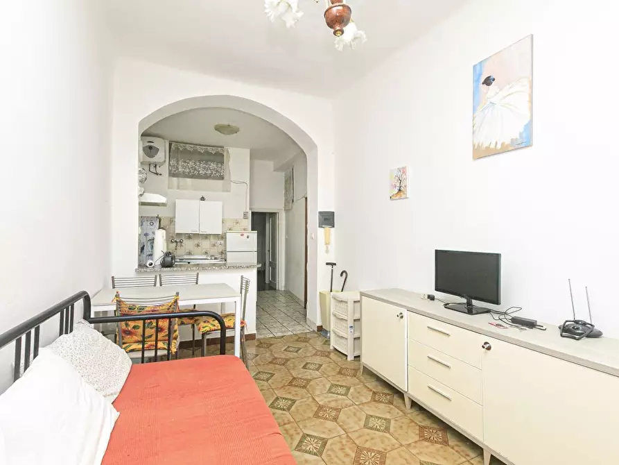 Immagine 7 di Bilocale in vendita  in Via Beata Chiara 4 a Genova