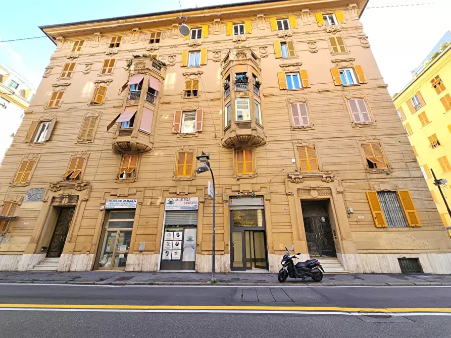 Immagine 16 di Locale commerciale in vendita  in Via Giovanni Tommaso Invrea 46 a Genova