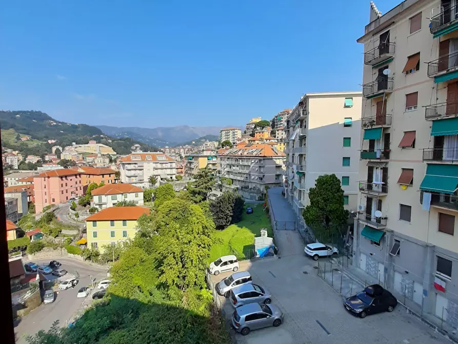 Immagine 1 di Quadrilocale in vendita  in Via Val D'Astico 31 a Genova