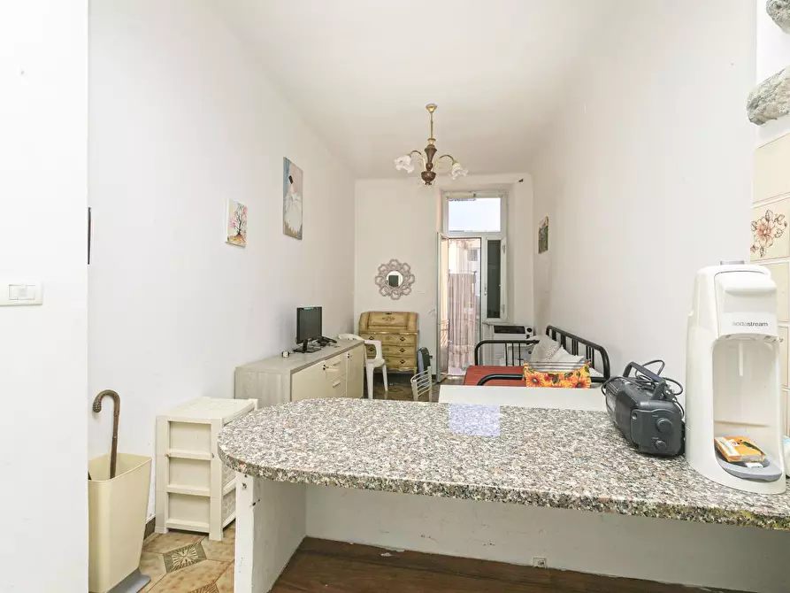 Immagine 4 di Bilocale in vendita  in Via Beata Chiara 4 a Genova