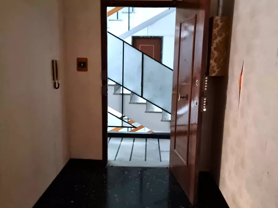 Immagine 29 di Pentalocale in vendita  in Via Paolo Anfossi 68c a Genova