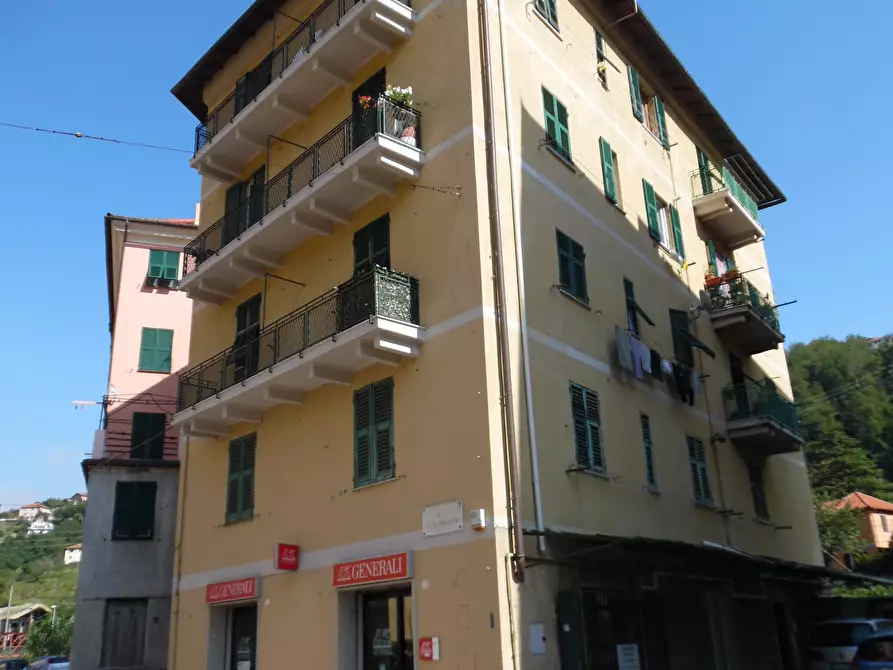 Immagine 43 di Bilocale in vendita  in Via Natale Gallino a Genova