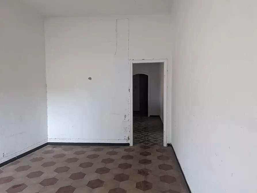 Immagine 8 di Bilocale in vendita  in Via Beata Chiara 18 a Genova