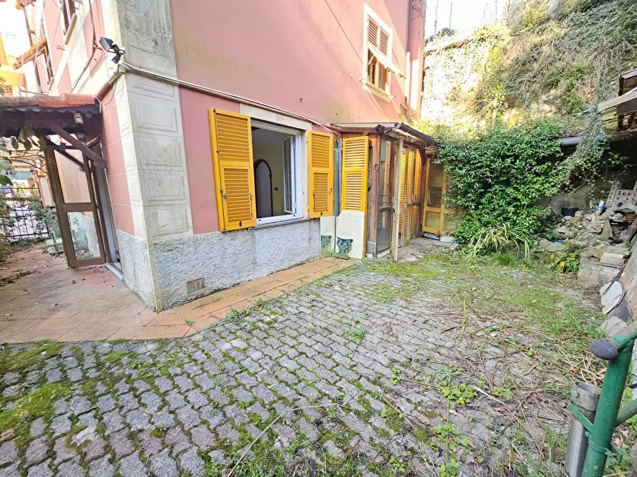 Immagine 28 di Bilocale in vendita  in Via campomorone 93 a Genova