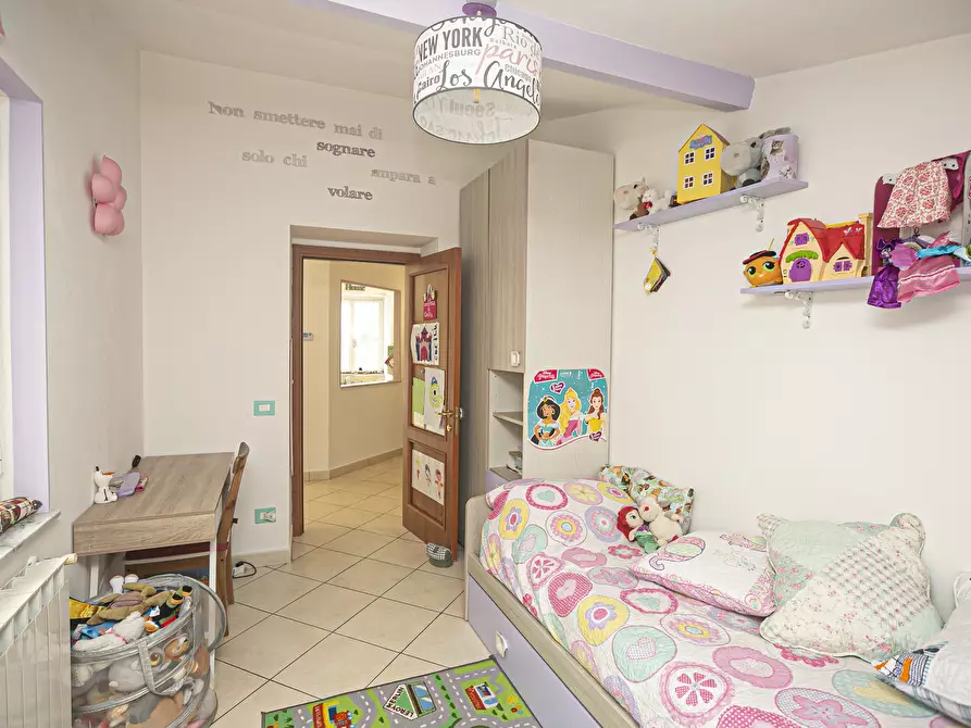 Immagine 17 di Trilocale in vendita  in via alle tine 18 a Ceranesi