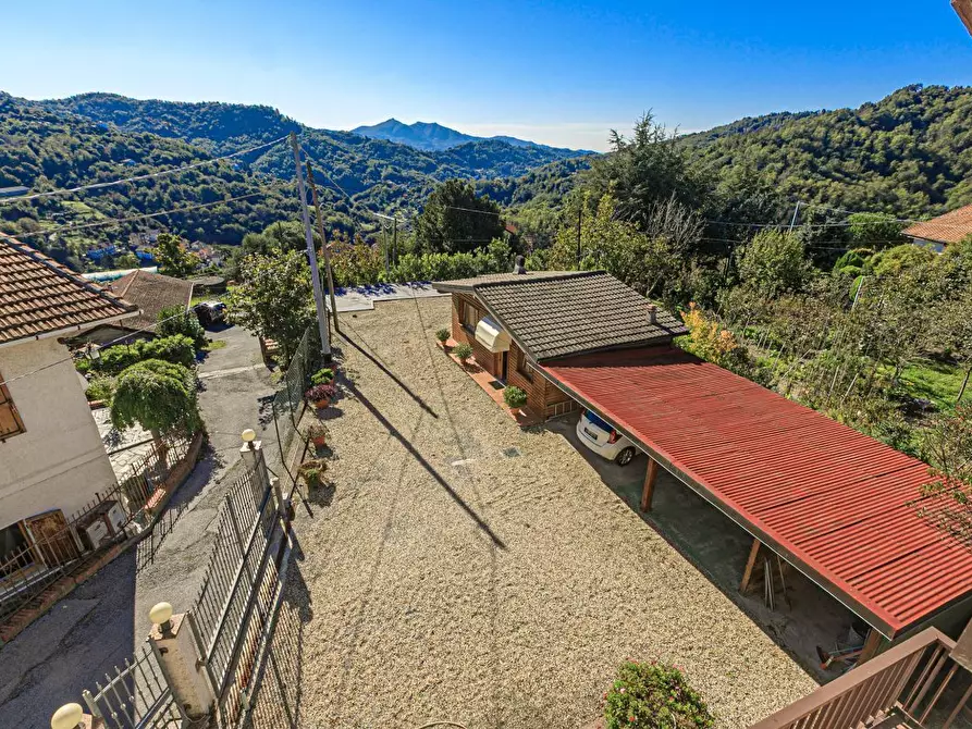 Immagine 49 di Pentalocale in vendita  in Via Costigliolo a Mignanego