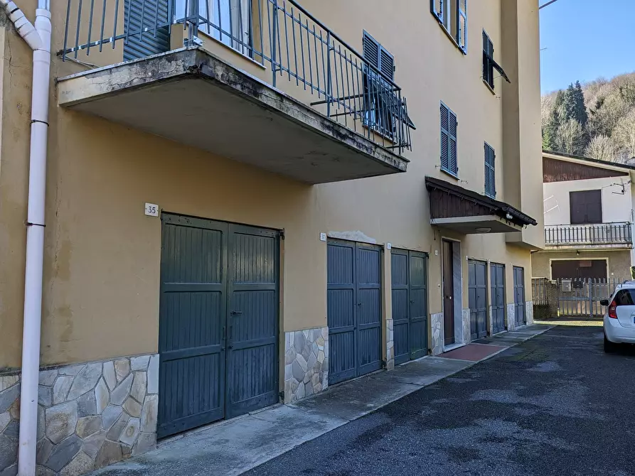 Immagine 6 di Quadrilocale in vendita  in Via Padre Francesco Borghero 33 a Ronco Scrivia