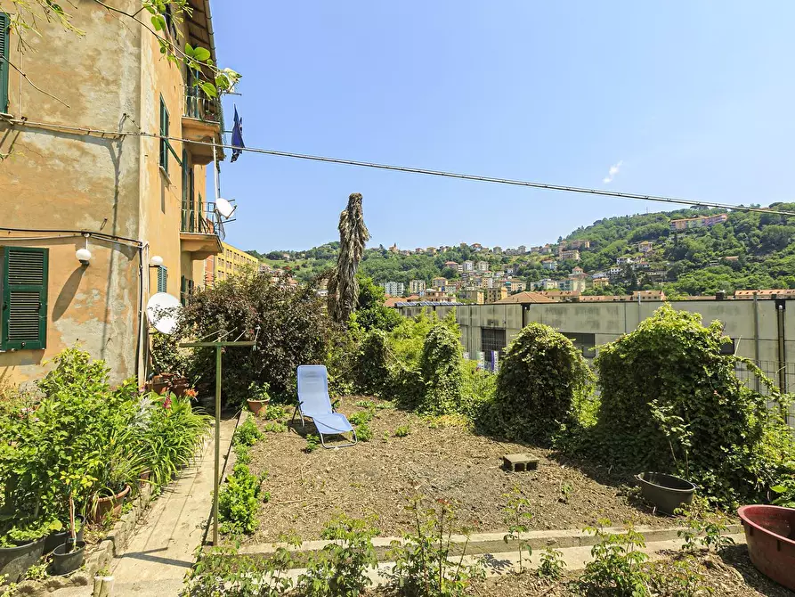 Immagine 39 di Pentalocale in vendita  in Via Val Sugana 9 a Genova