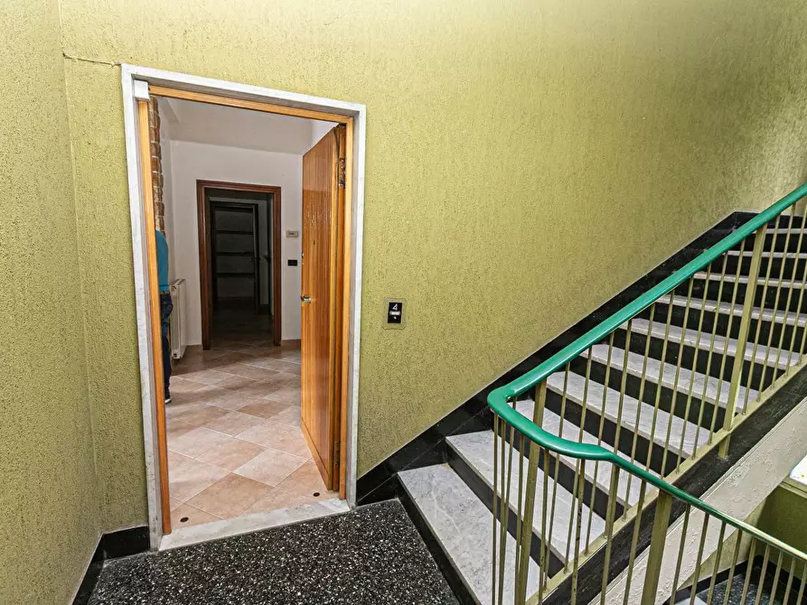 Immagine 33 di Trilocale in vendita  in Via Manlio Chiocchetti 23 a Serra Riccò