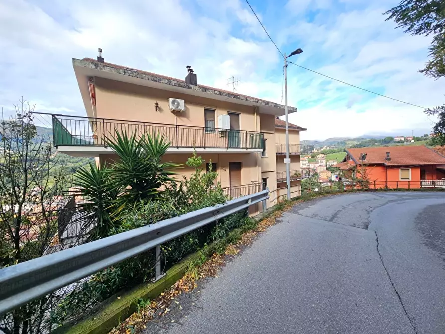 Immagine 55 di Quadrilocale in vendita  in Via Domenico Carli a Genova