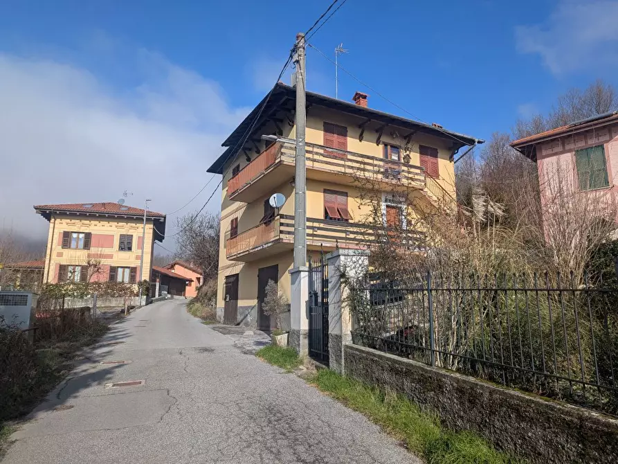 Immagine 35 di Trilocale in vendita  in Via Pratopriore 14 a Casella