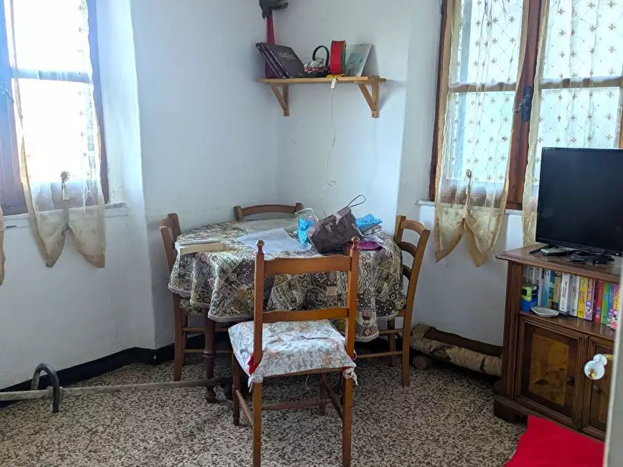 Immagine 8 di Trilocale in vendita  in Via Balletti 10 a Ceranesi