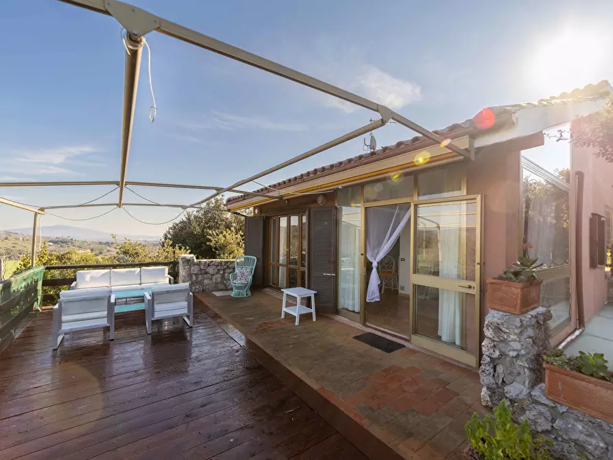 Immagine 18 di Villa in vendita  in VIA FIORDALISO a Orbetello