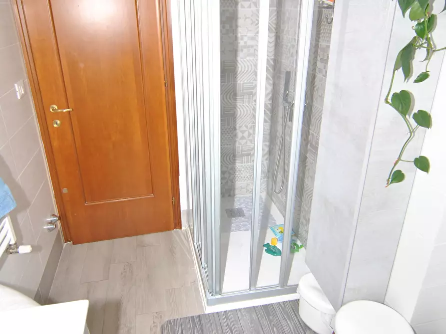 Immagine 9 di Villetta a schiera in affitto  in Via del Pino 18 a Livorno