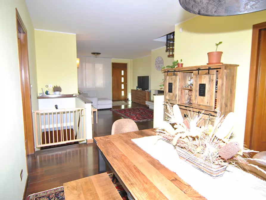 Immagine 4 di Villetta a schiera in affitto  in Via del Pino 18 a Livorno