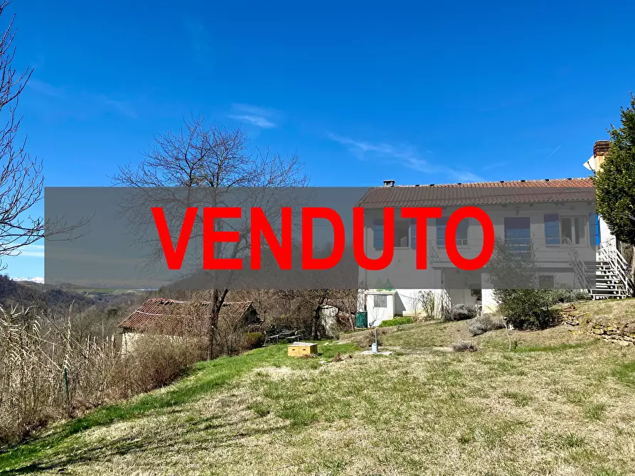 Immagine 1 di Casa indipendente in vendita  in Piazza dei Martiri 3 a Somano