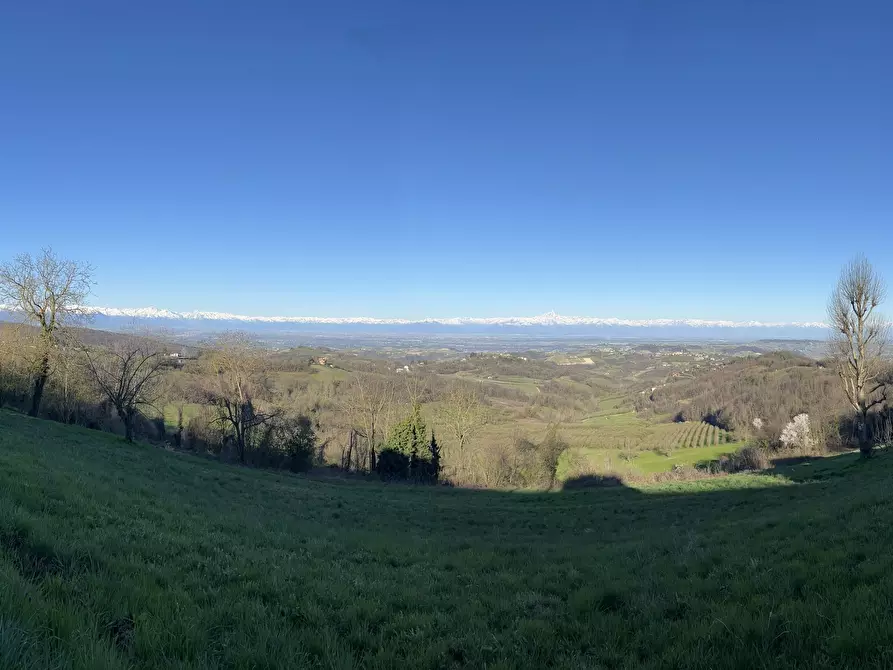 Immagine 11 di Rustico / casale in vendita  in Via Belvedere 4 a Serravalle Langhe