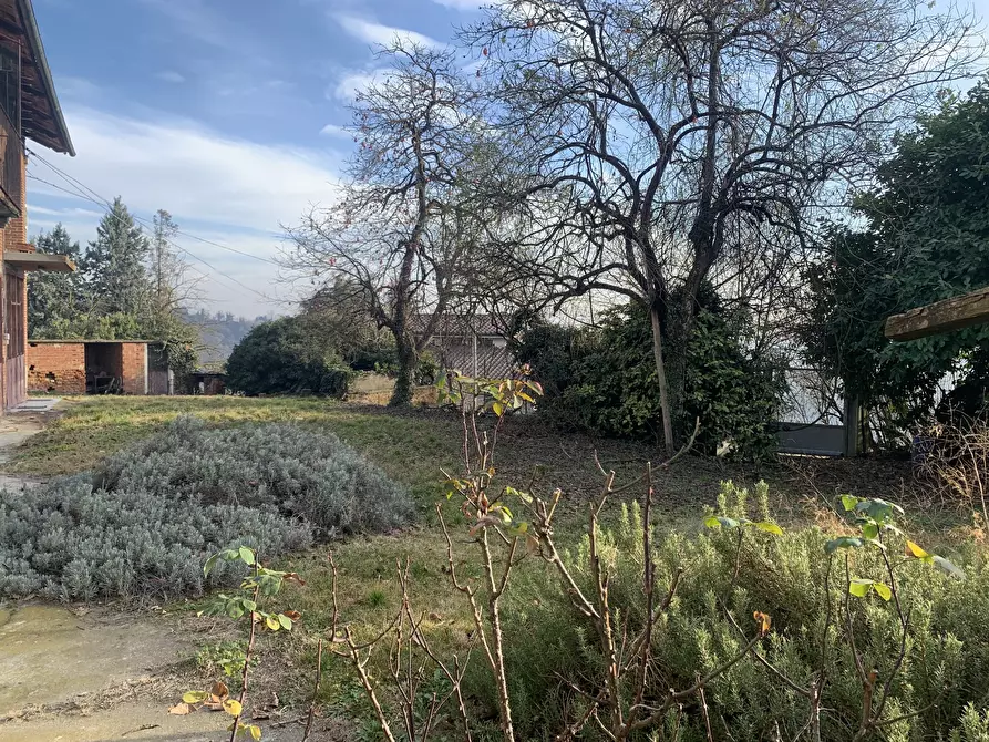 Immagine 11 di Rustico / casale in vendita  in via francesco rossi a Cinzano