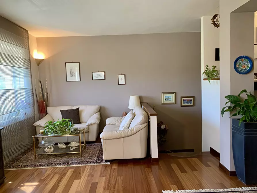 Immagine 5 di Porzione di casa in vendita  in Borgata Biarella 21 a Dogliani