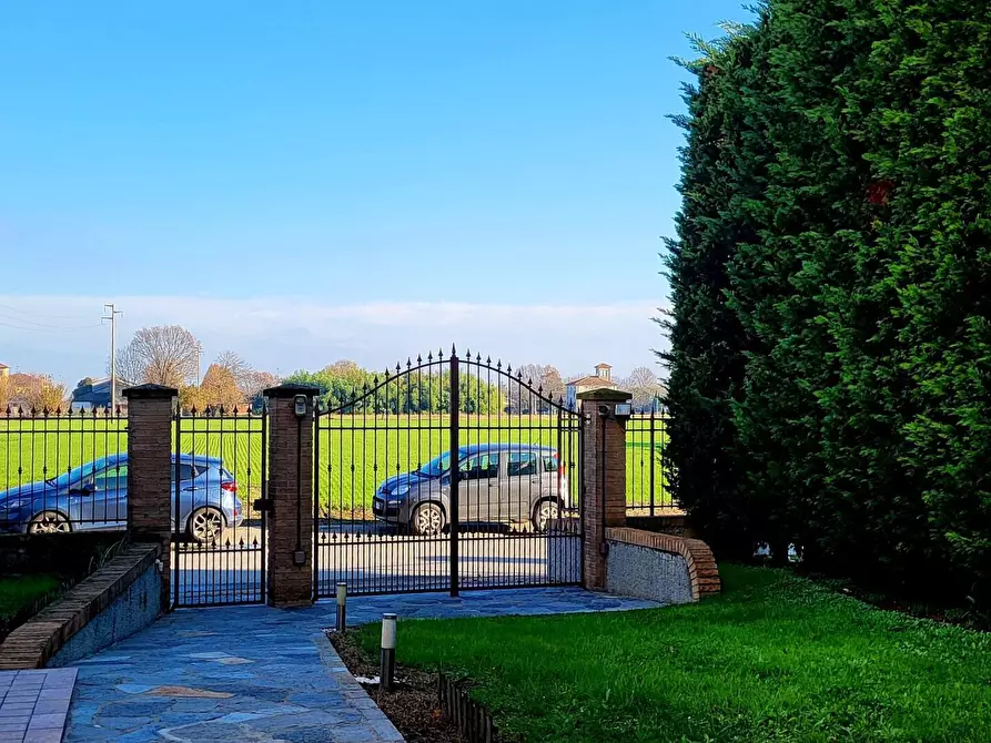 Immagine 6 di Porzione di casa in vendita  in VIA XI FEBBRAIO 11 a Sissa Trecasali