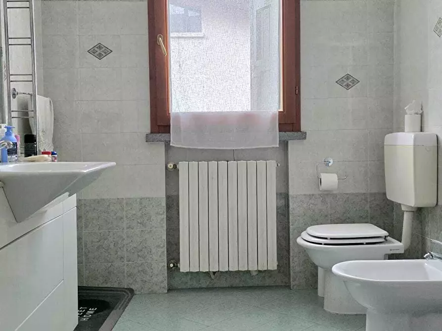 Immagine 26 di Trilocale in vendita  in Via Pezzarossa Vincenzo 2 a San Secondo Parmense