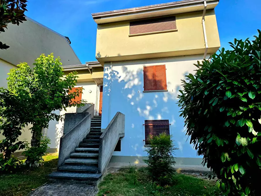Immagine 54 di Porzione di casa in vendita  in Via Provinciale 23 a Sissa Trecasali