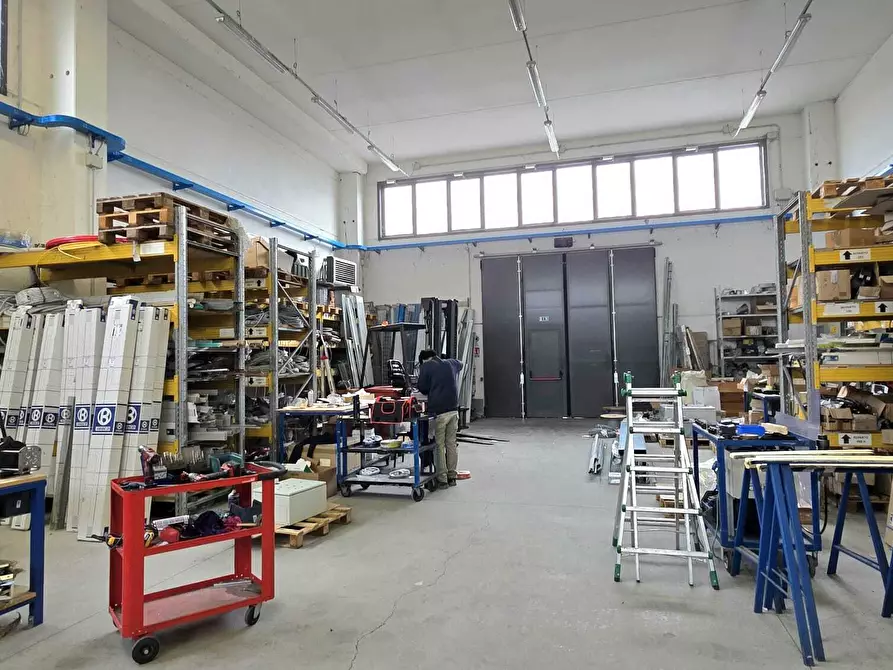 Immagine 35 di Capannone industriale in vendita  in Via Galileo Galilei 14 a Sissa Trecasali