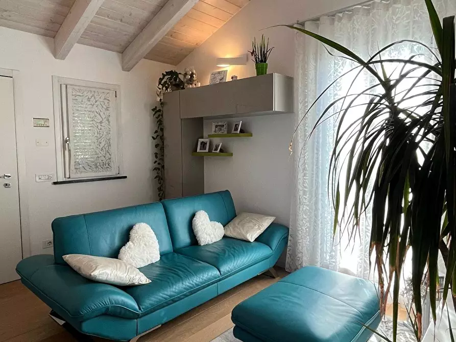 Immagine 21 di Casa semindipendente in vendita  a Senigallia