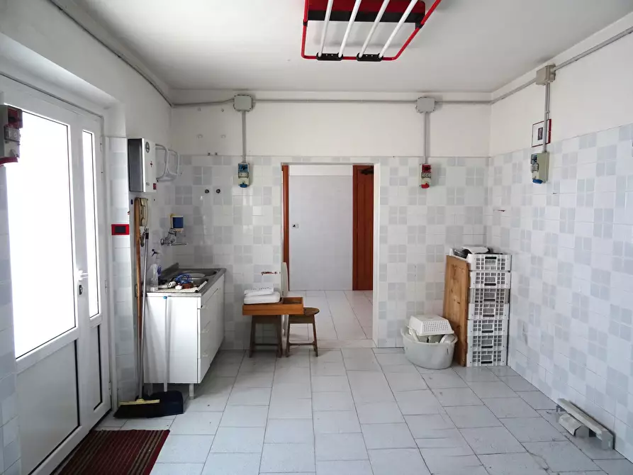 Immagine 23 di Appartamento in vendita  a Ostra