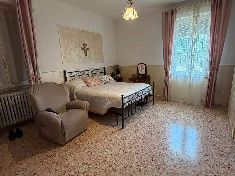 Immagine 22 di Appartamento in vendita  a Senigallia