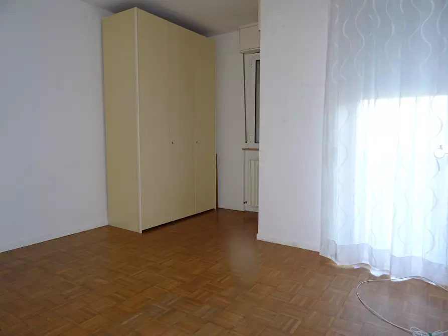 Immagine 5 di Bilocale in vendita  a Fano