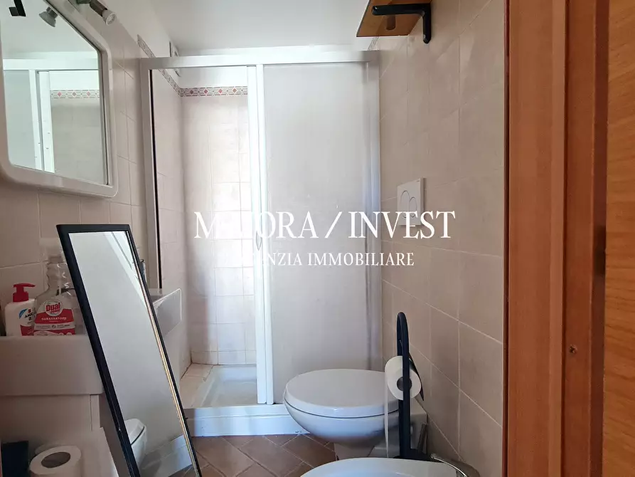 Immagine 5 di Magazzino in vendita  a San Benedetto Del Tronto