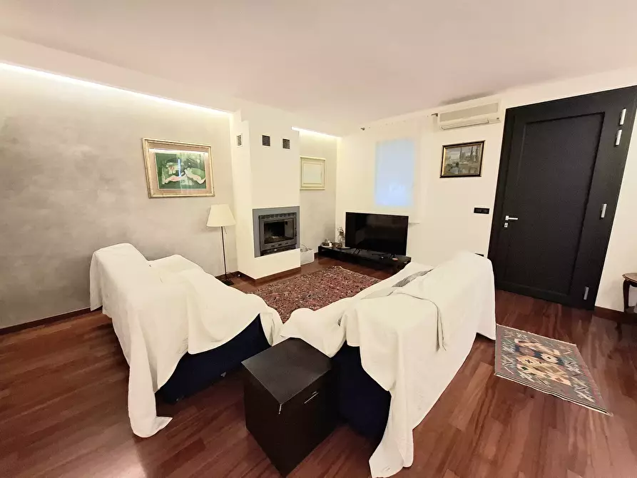 Immagine 4 di Casa bifamiliare in vendita  in Via E. Berlinguer 242 a Bosaro