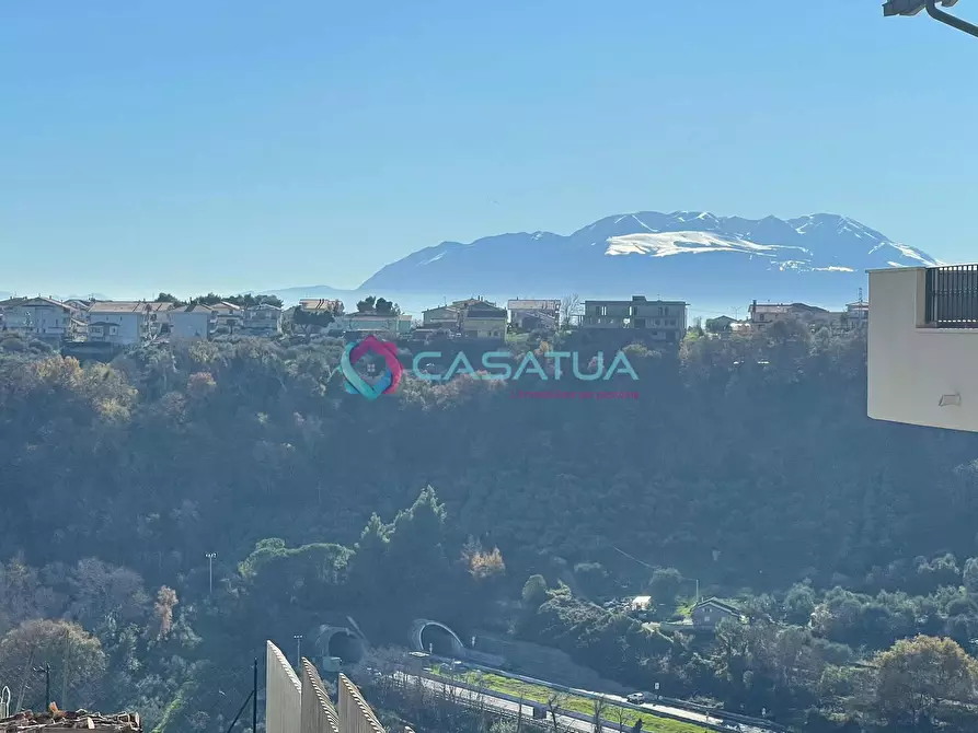 Immagine 28 di Trilocale in vendita  a Silvi