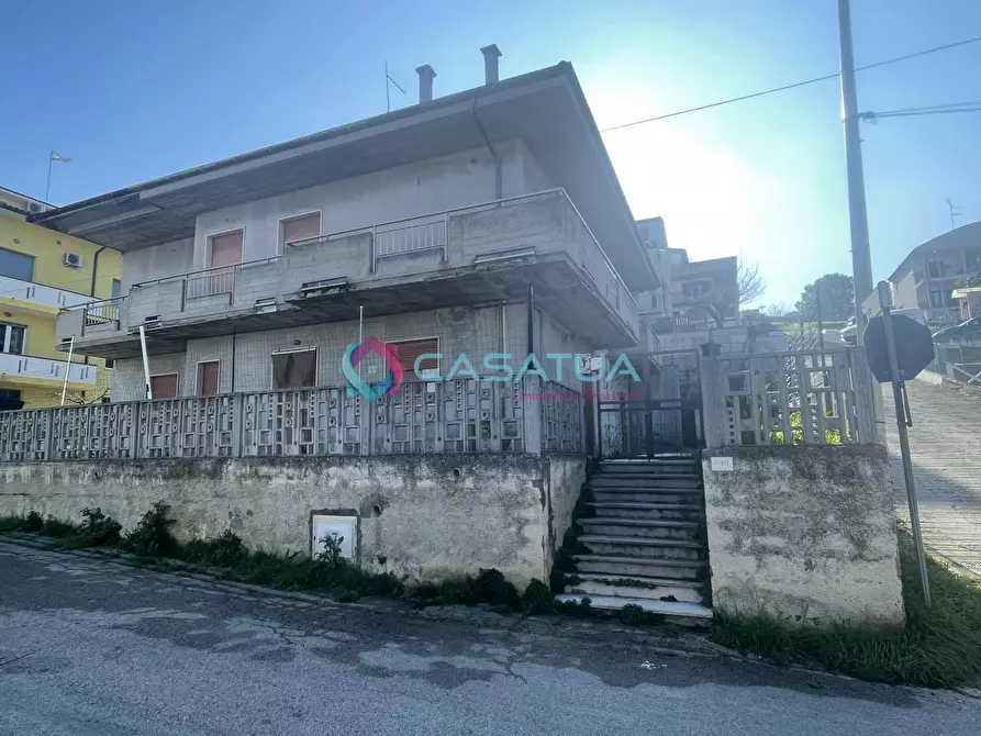 Immagine 105 di Casa indipendente in vendita  a Montesilvano