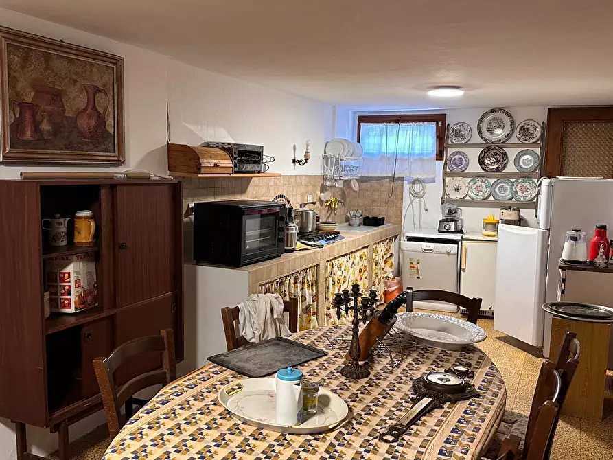 Immagine 2 di Porzione di casa in affitto  in Via Madonnina 55 a Ortonovo