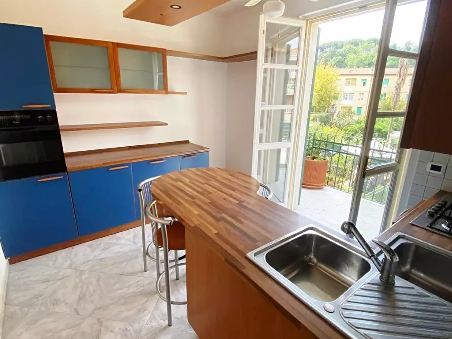 Immagine 17 di Porzione di casa in vendita  in Piazza Bastione 73 a Massa