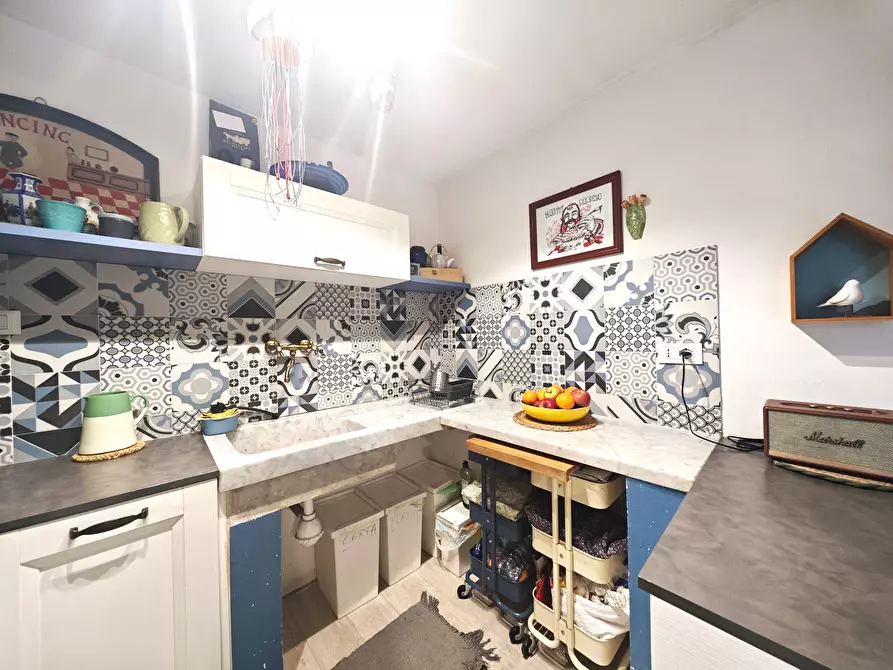 Immagine 8 di Pentalocale in vendita  in Via Salicello 153 a Castelnuovo Magra