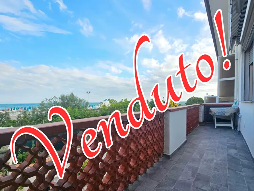 Immagine 1 di Bilocale in vendita  in Via P. Ratti 32 a Ameglia