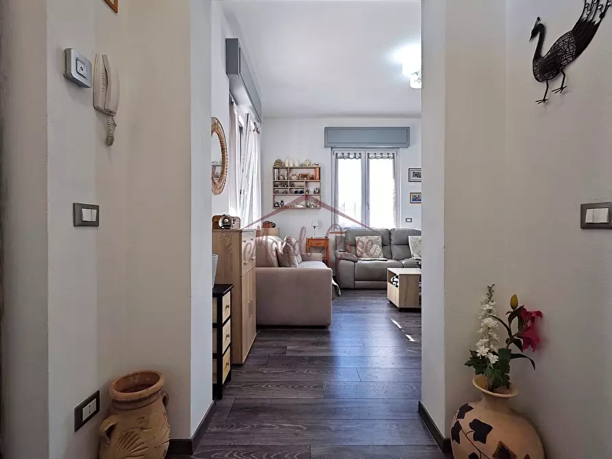 Immagine 2 di Villa in vendita  in Via Provinciale 40 a Castelnuovo Magra