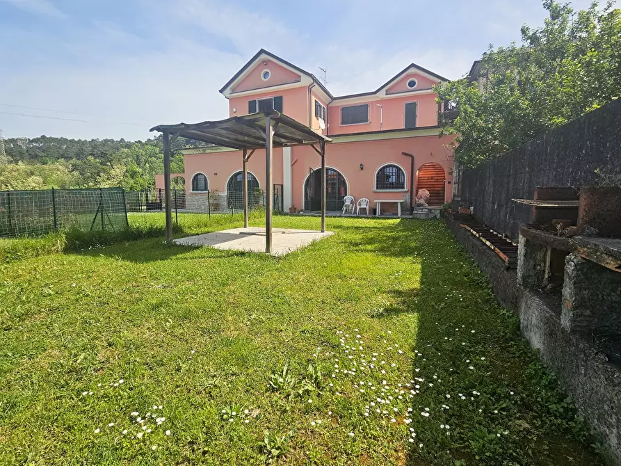 Immagine 25 di Porzione di casa in vendita  in Via Falcinello 144 a Sarzana