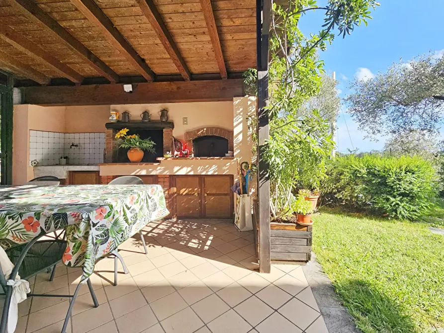 Immagine 51 di Villetta a schiera in vendita  in Via Porredo 152 a Fosdinovo