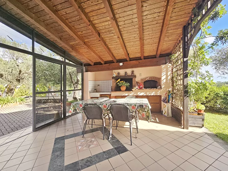 Immagine 50 di Villetta a schiera in vendita  in Via Porredo 152 a Fosdinovo