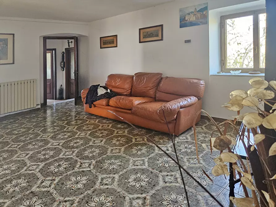 Immagine 28 di Porzione di casa in vendita  in Via Palazzina 8 a Fosdinovo