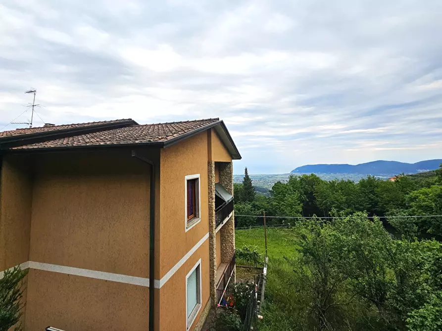 Immagine 1 di Porzione di casa in vendita  in SP23 683 a Castelnuovo Magra