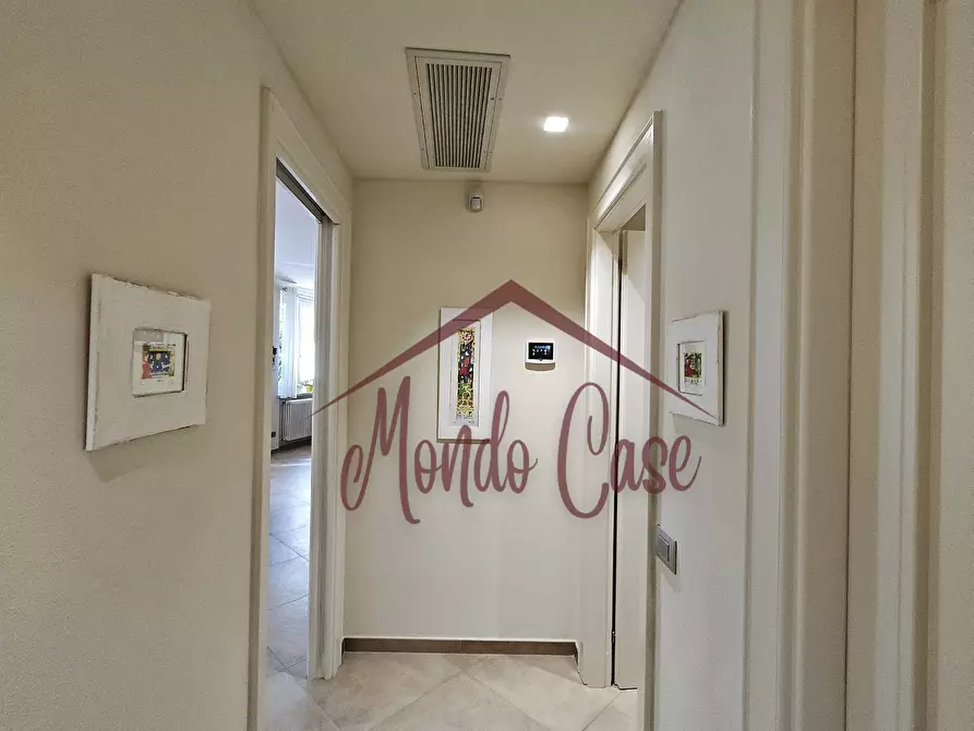 Immagine 35 di Attico in vendita  in Via Bertoloni 2 a Sarzana